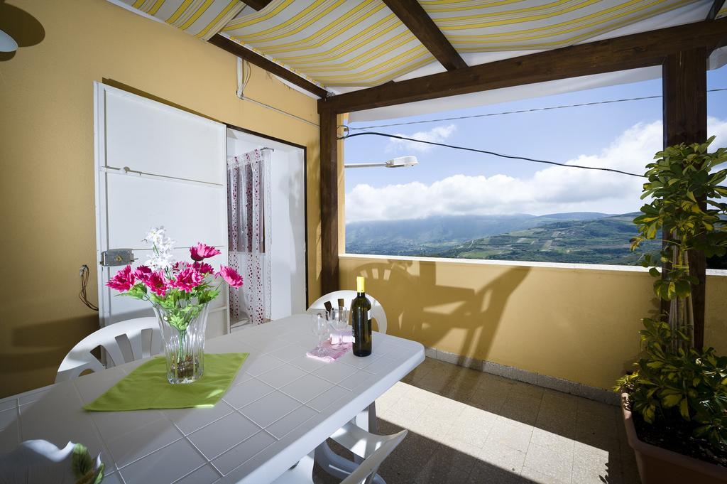 Casa Vacanza Saraceno Apartment Castellammare del Golfo Bilik gambar